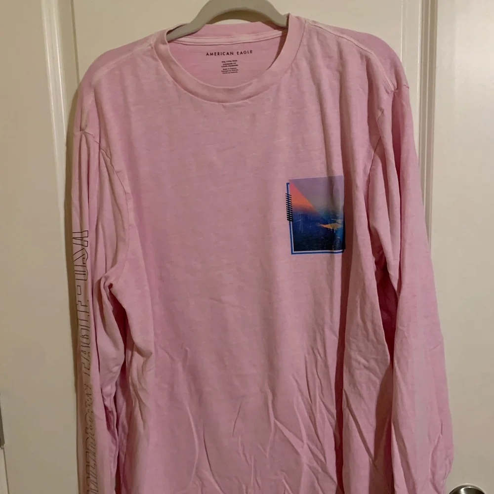 Men’s EUC American Eagle Tshirt - Picture 1 of 5